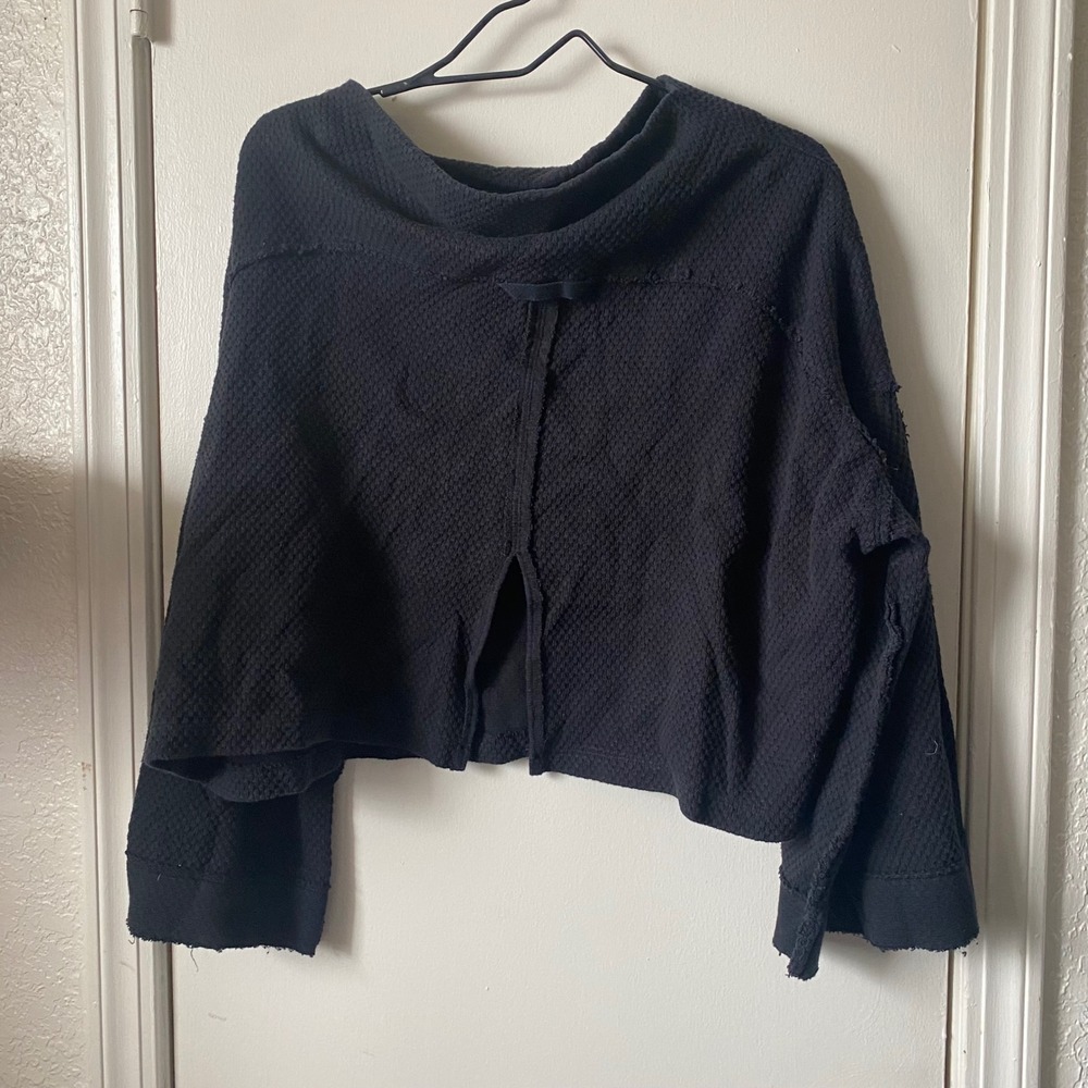 We The Free Free People Black Waffle Knit Cropped Split Back bell sleeve sweater - Picture 5 of 7
